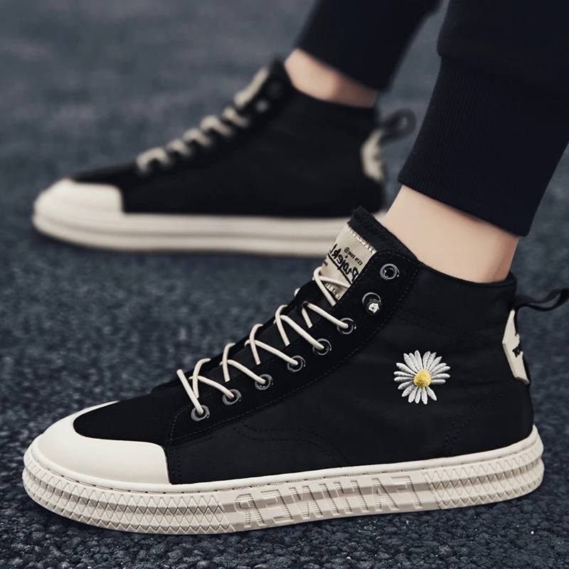 

The new trendy brand breathable casual Korean version of all-match comfortable high-top canvas shoes all-match jelly shoes
