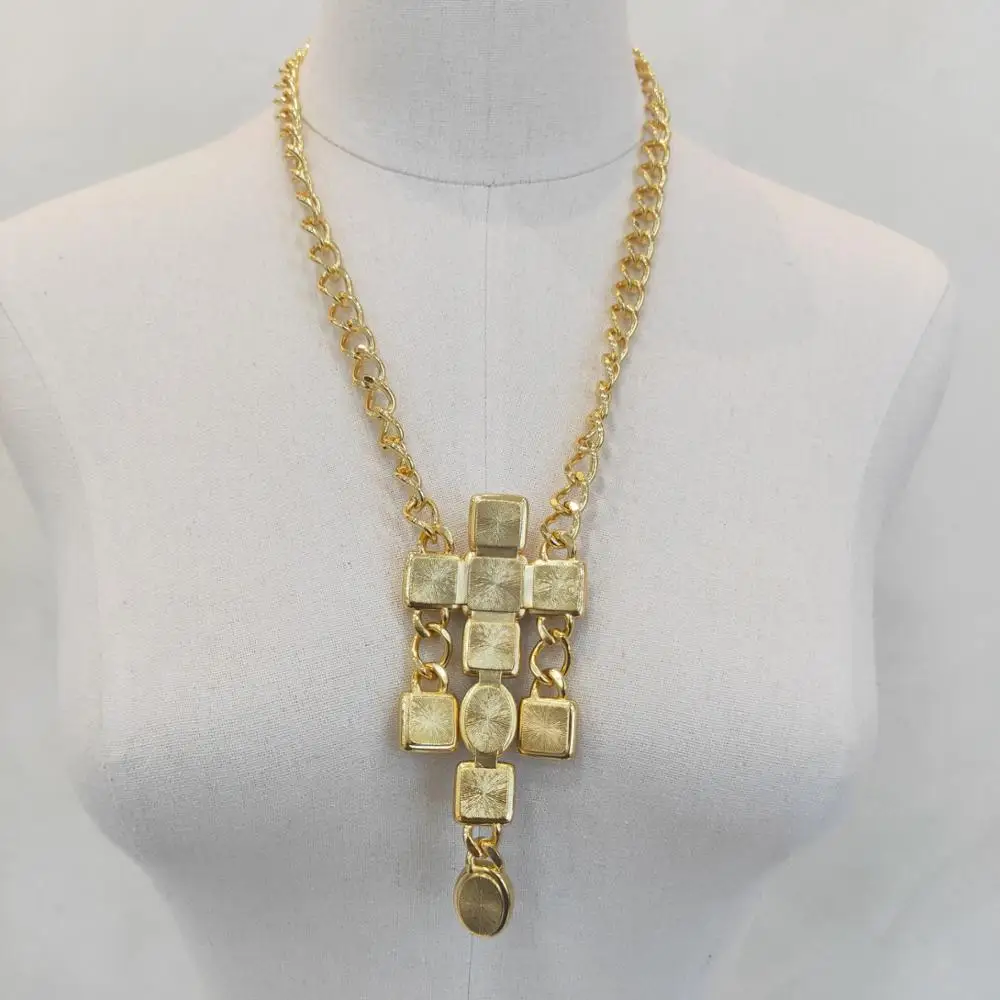 

2020 Brand Fashion Jewelry Women Vintage Thick Chain Black White Cross Gold Color Long Chain Necklace Party Fine Fashion Jewelry
