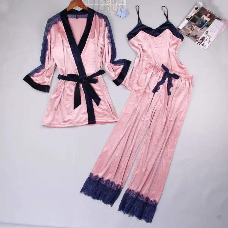 

Women's Pajamas Korean-Style Three-Quarter Sleeve Ladies' Homewear Winter Lace Gold Velvet Three-Piece Suit Can Be Worn outside