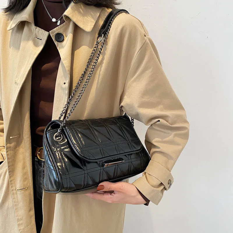 

2021 New Style High Quality Oil Wax Leather Shoulder Bag Chain Fashion Lady Messenger Bag Brand Designer PU Small Square Bag