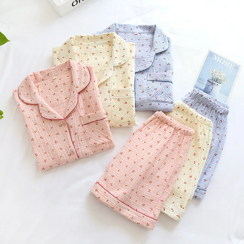 

Креп небольшой с вишневым рисунком для девочек на весну и лето, футболка с короткими рукавами из хлопка и лайкры, с лацканами; Удобная и дыша...