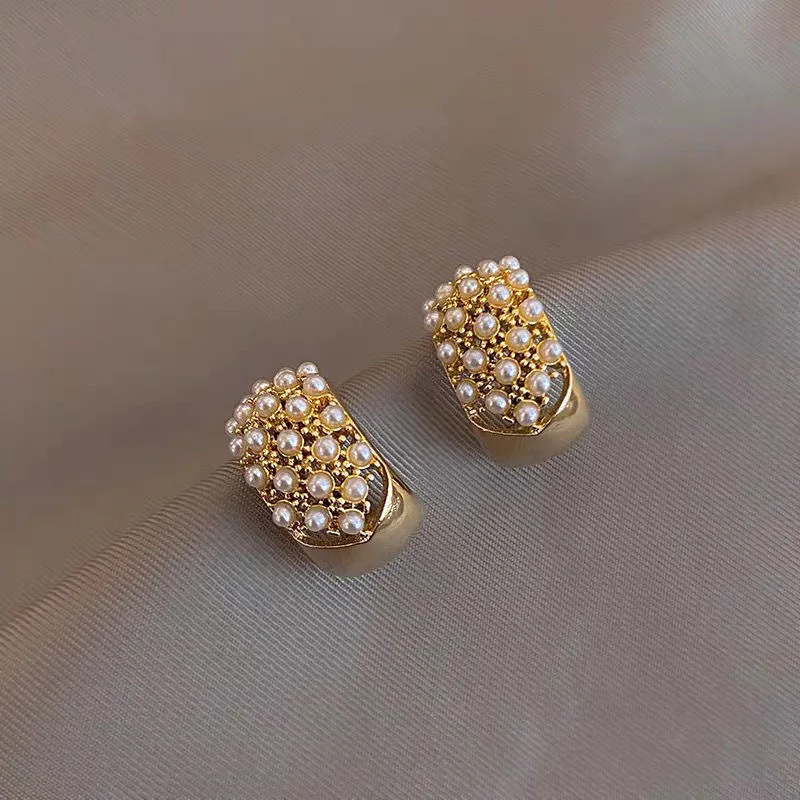 

Full Pearl Earrings Women's Fashion Joker Commuter Earrings