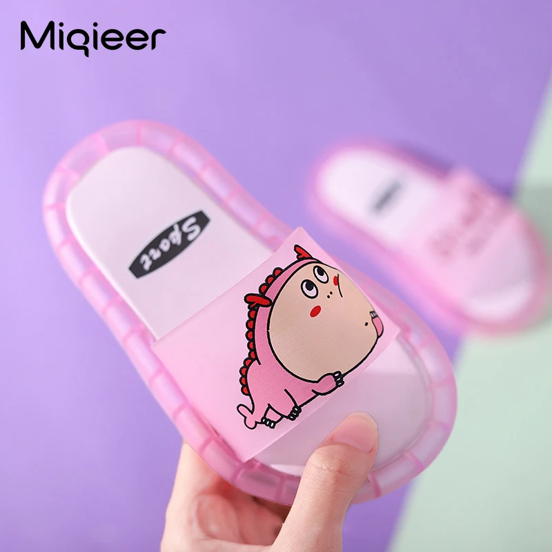 Симпатичные детские тапочки с динозавром летние светящиеся Мультяшные шлепанцы