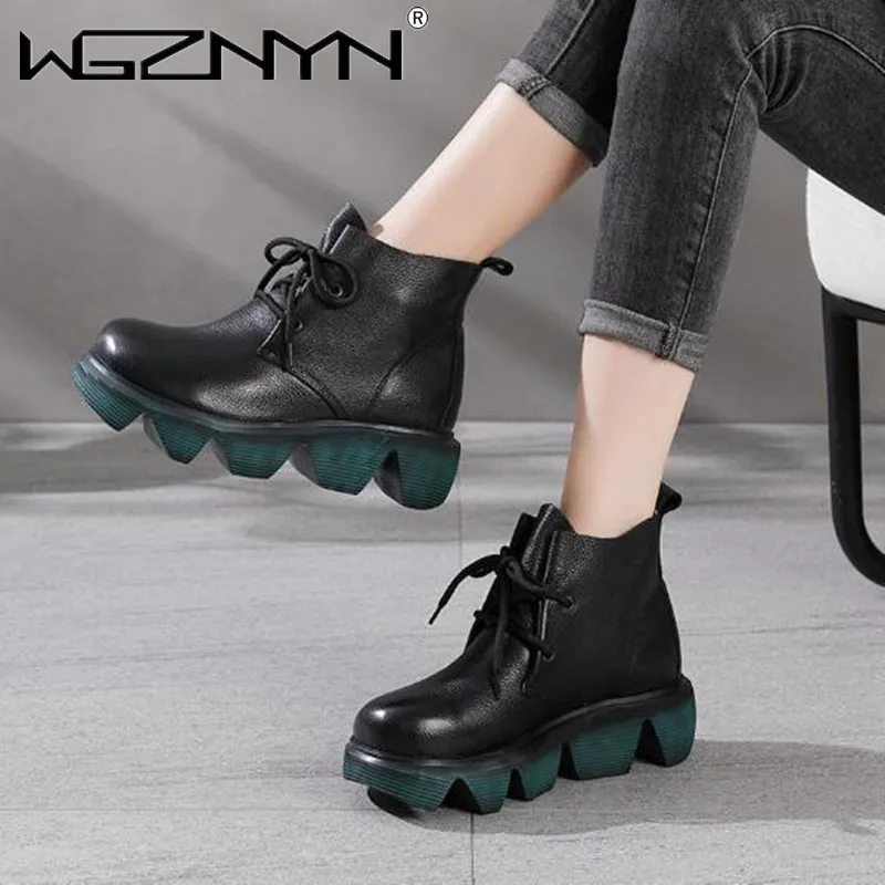 

Женские кожаные повседневные и удобные сапоги для верховой езды на платформе осень-зима новые женские кожаные Ботинки Martin в стиле древних п...