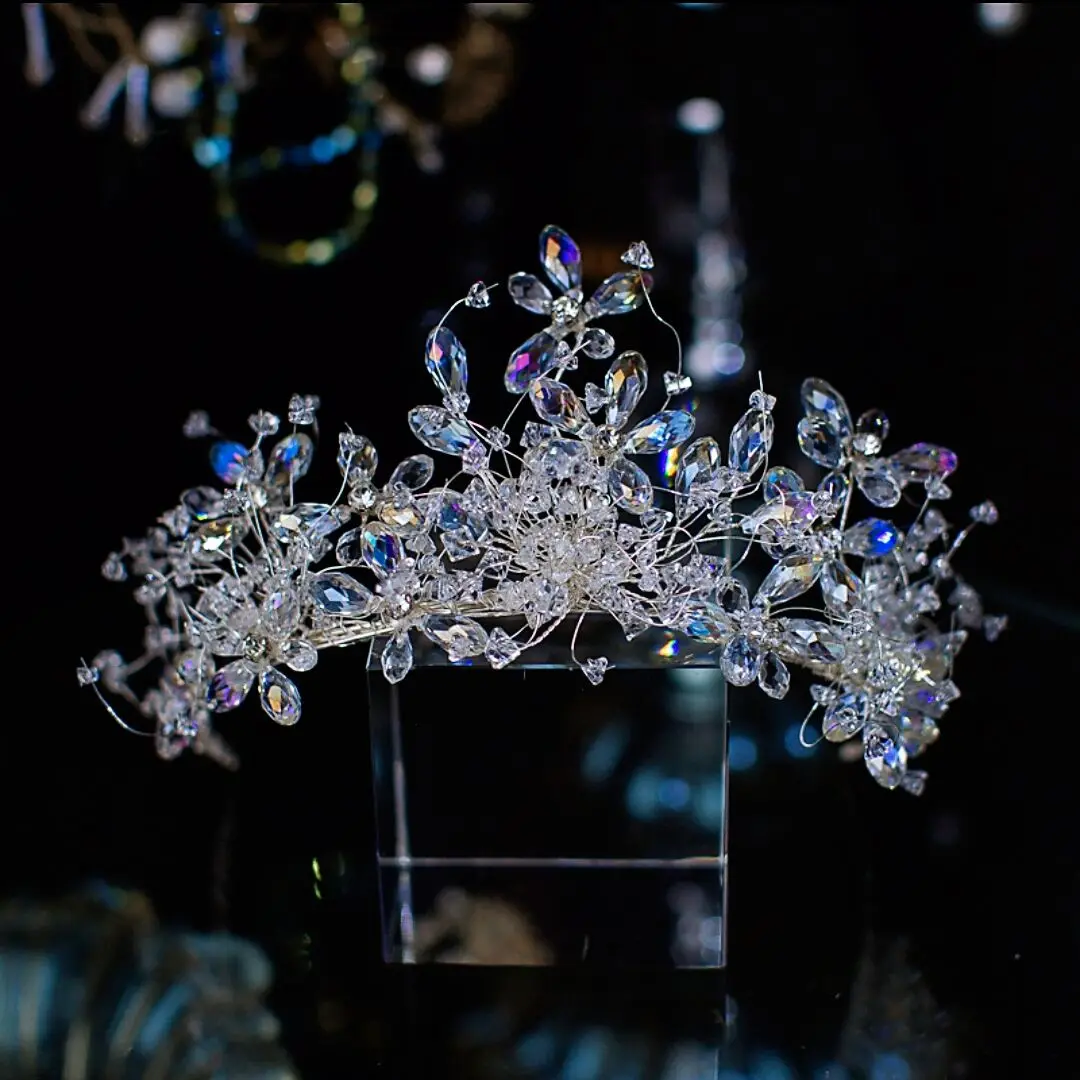 

Женская свадебная корона для выпускного вечера