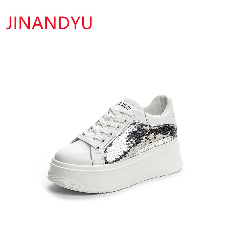 

Кроссовки из натуральной кожи на танкетке, с блестками