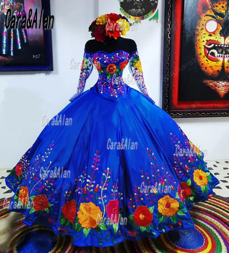 

Charro Vestidos De 15 Años Royal Blue Embroidery Quinceanera Dresses Long Sleeves Sweet 16 Prom Gowns Lace-up abiti da cerimonia