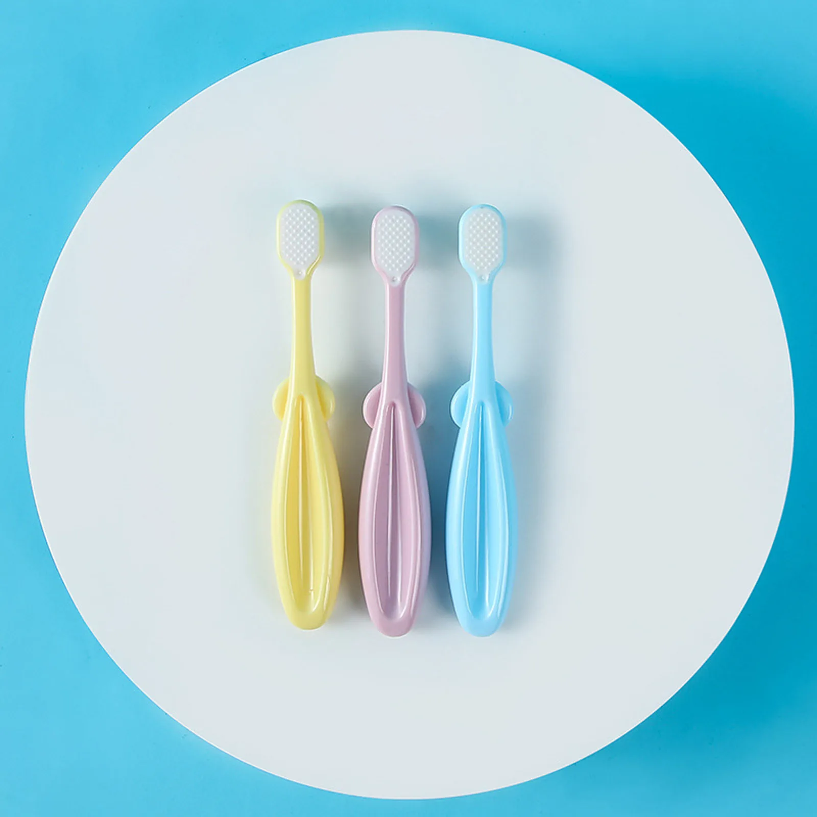 

1pcs Soft Teething High Quality Baby Teether Toys Ring Silicone Care Toothbrush Nursing Beads Gift For Infant Baby Teeth Care