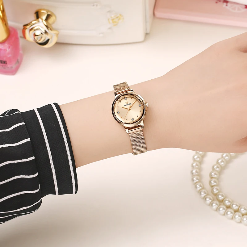 Часы-браслет женские водонепроницаемые со стальным ремешком и кристаллами |