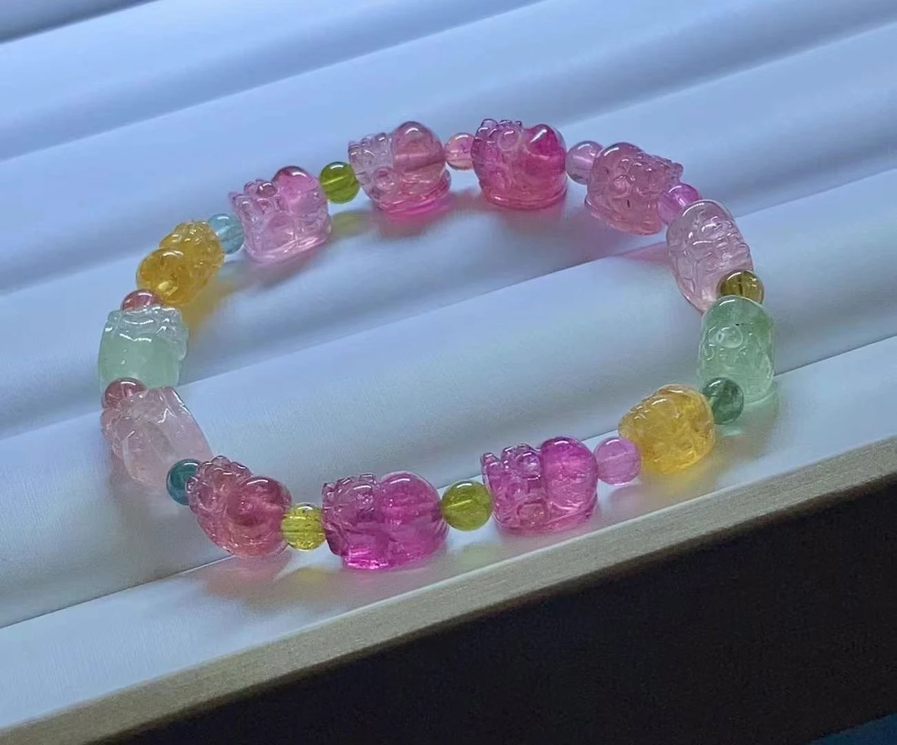 Verkaufen Candy Natürliche Bunte Turmalin Quarz Armband 10x8mm Regenbogen Pi Xiu Klar Perlen Frauen Männer Mode Beste Stein AAAAA