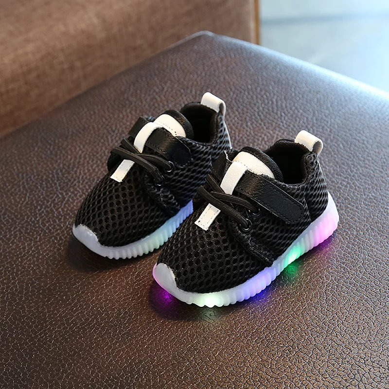 Children Glowing Sneakers for Boys 2021 New Air Mesh Breathable Kids Led Shoes Girl Light Up basket fille enfant |