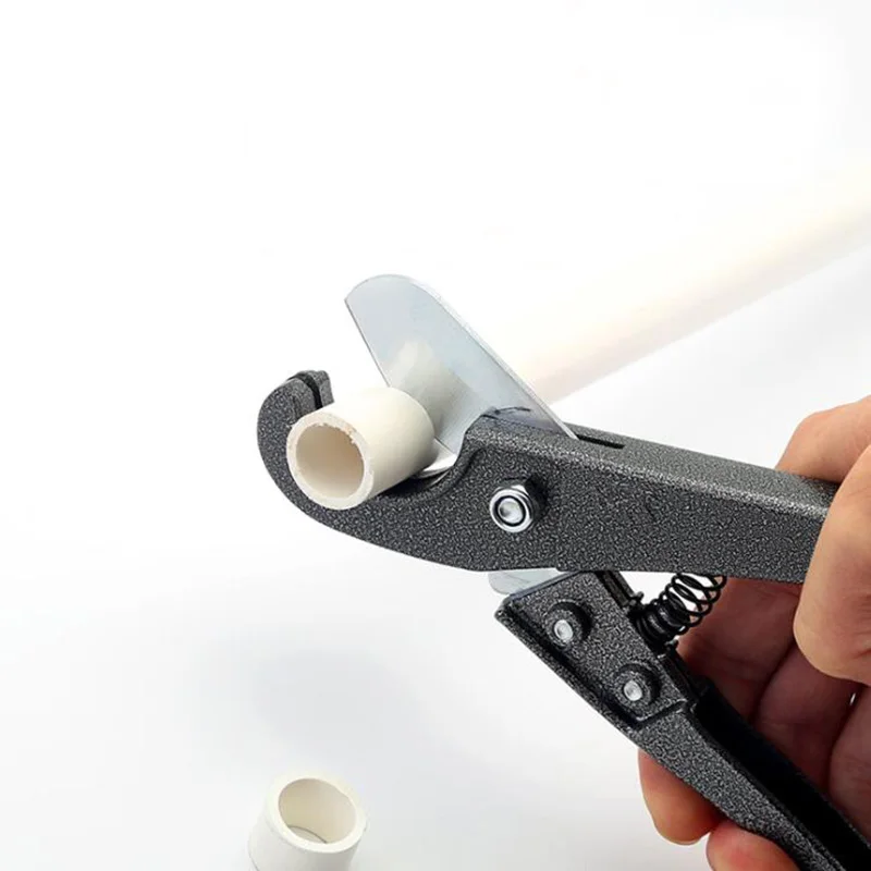 

Plastic Pipe Cutter 32mm Cutting Pipe and Tube Cutter Tool for PVC CPVC PEX PE PPR Scissors