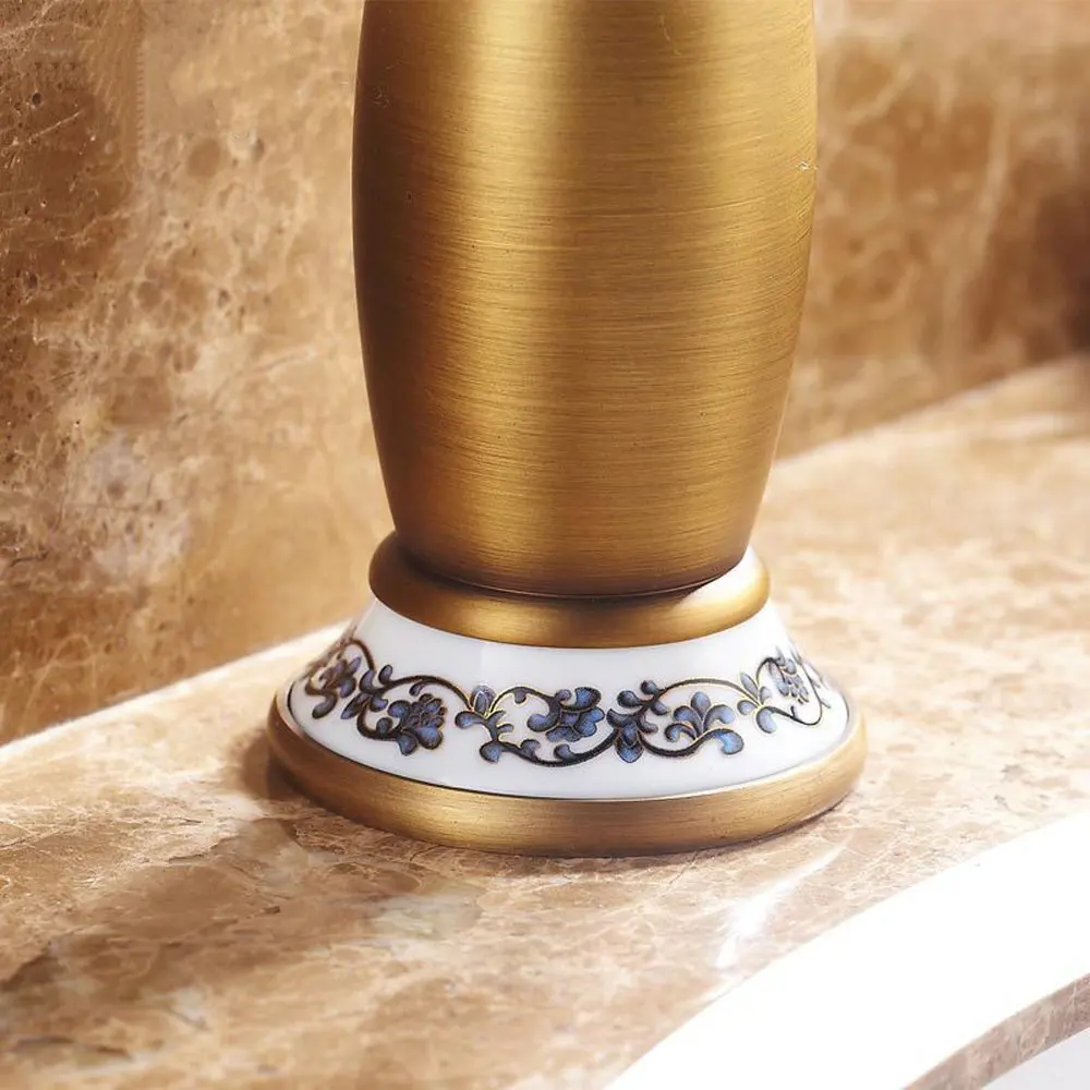 Кран для раковины Ретро Твердый латунный кран художественный с одной ручкой