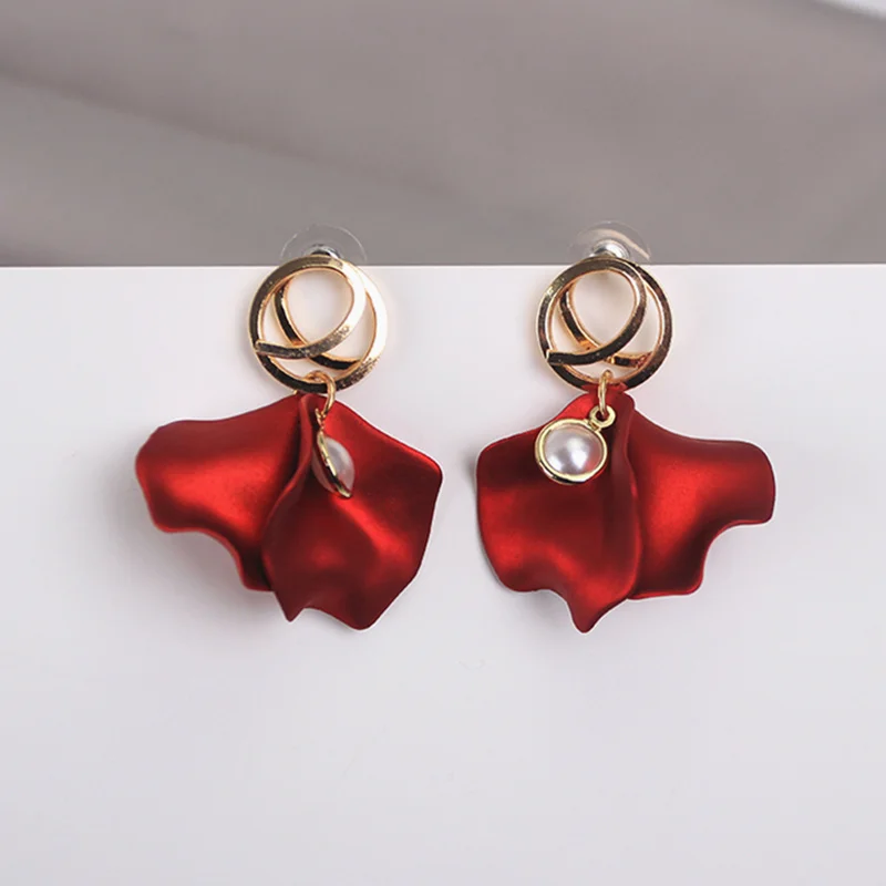 

Fashion Red Rose Earrings Rose Gold Color Crystal Rhinestone Pearl Butterfly Flower Stud Earrings Women Gifts Wedding Jewelry