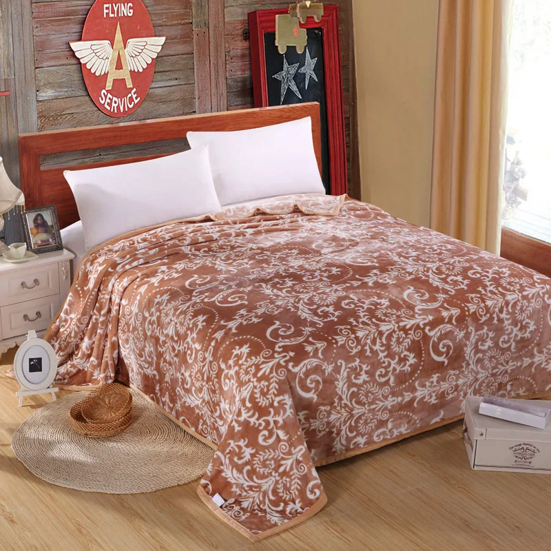 Super soft cloud velvet blanket Winter thick Office nap air conditioning coral throw Soft Bedsheet | Дом и сад