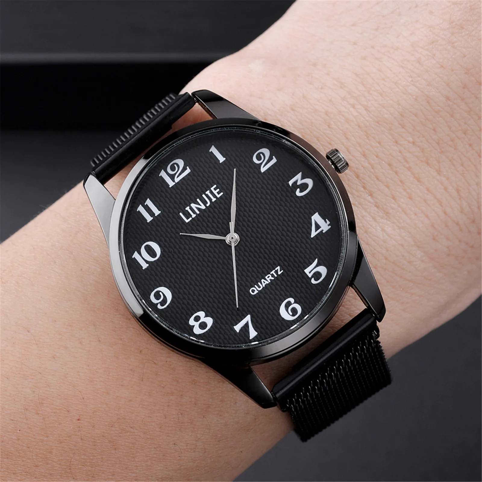

Fashion Men's Steel Belt Analog Sport Quartz Wrist Watch Colorful Glass Watch Best Gift For Boyfriend Reloj Hombre