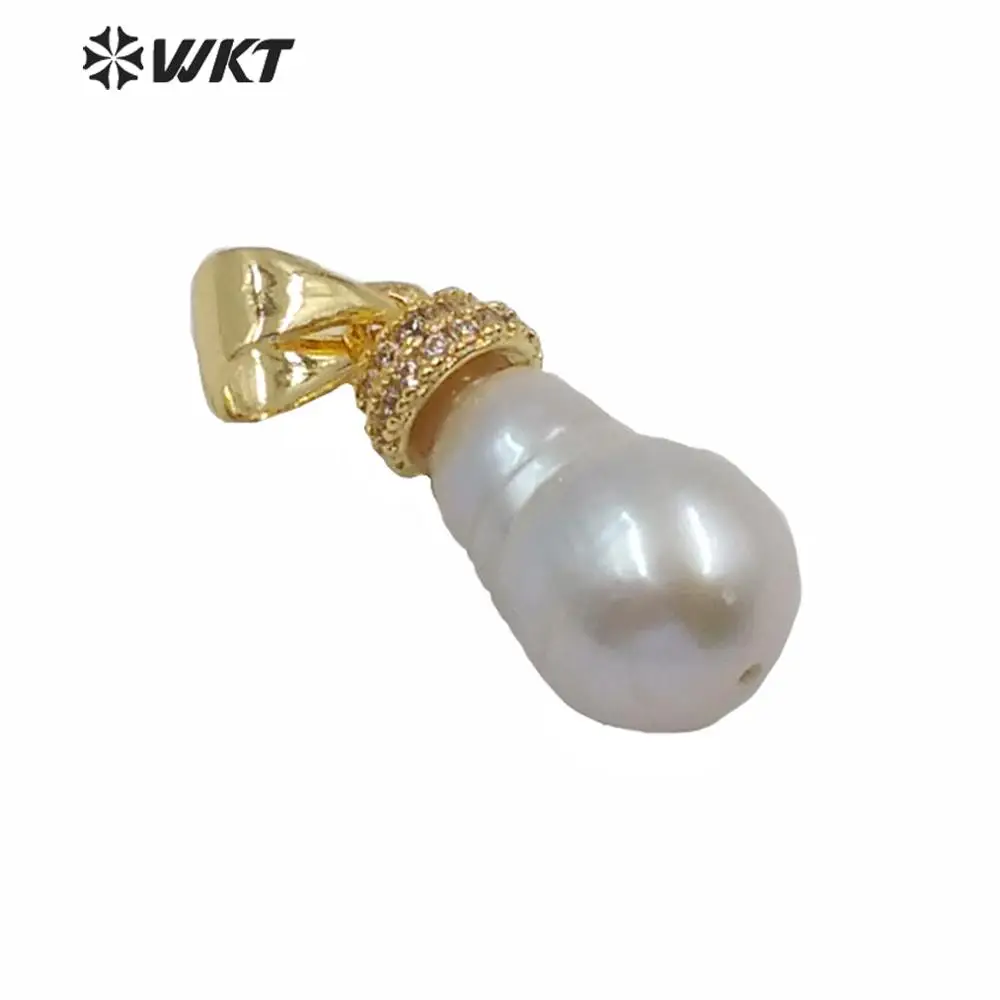 

WT-MP143 WKT Fashion Natural Pearl Pendant Micro Pave With Water Drop Shape Baroque Pearl Pendant Women Fashion Pendant Jewelry