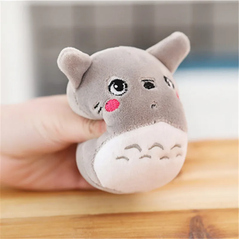 

My Neighbor Totoro Snack Pillow Plush Toy Products Soft and Comfortable Image Cute Holiday Gifts for Girlfriends and Children