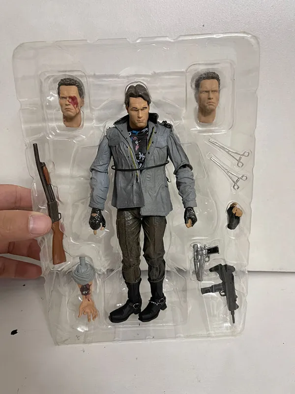 

NECA 7" 18cm The Terminator Schwarzenegger Judgment Day T-800 Arnold Action Figure PVC Collectible Model Toy