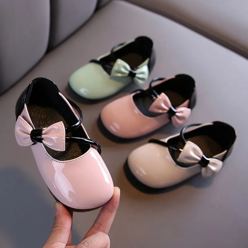 

2022 New Boys Leather Shoes Casual Girls Single Solid Shoes Spring And Autumn Elastic band Shoes Children's Leather Shoes
