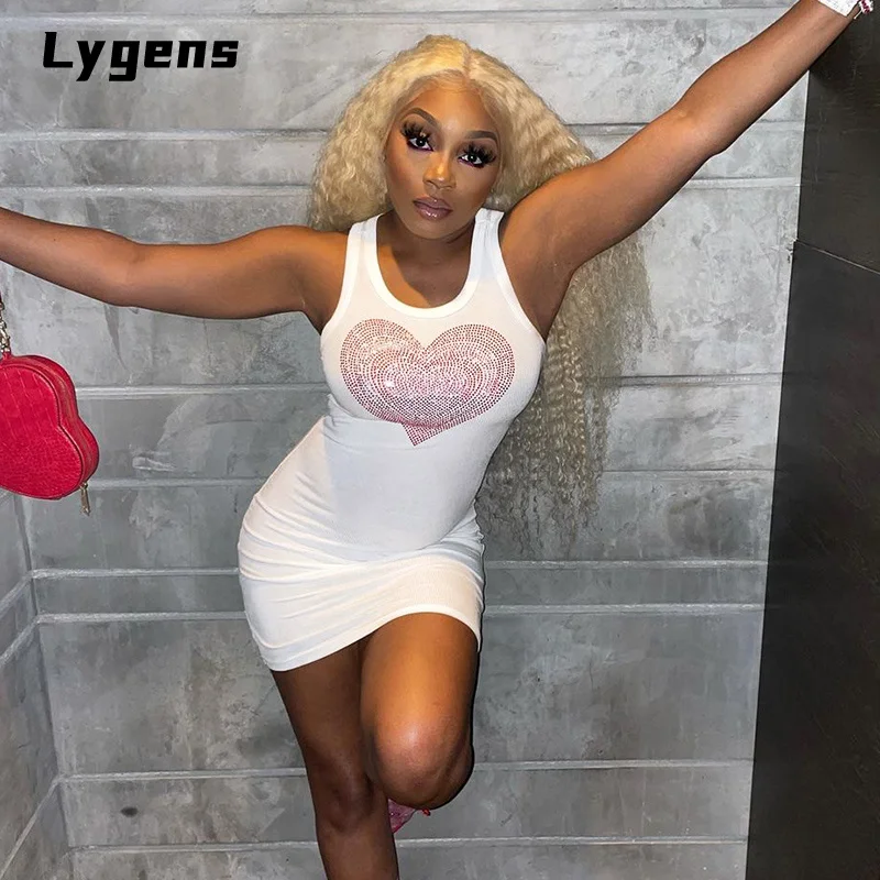 

Lygens 2021 летнее женское платье без рукавов с круглым вырезом в форме сердца Стразы Ребристое мини-платье уличная одежда для вечерние клуба