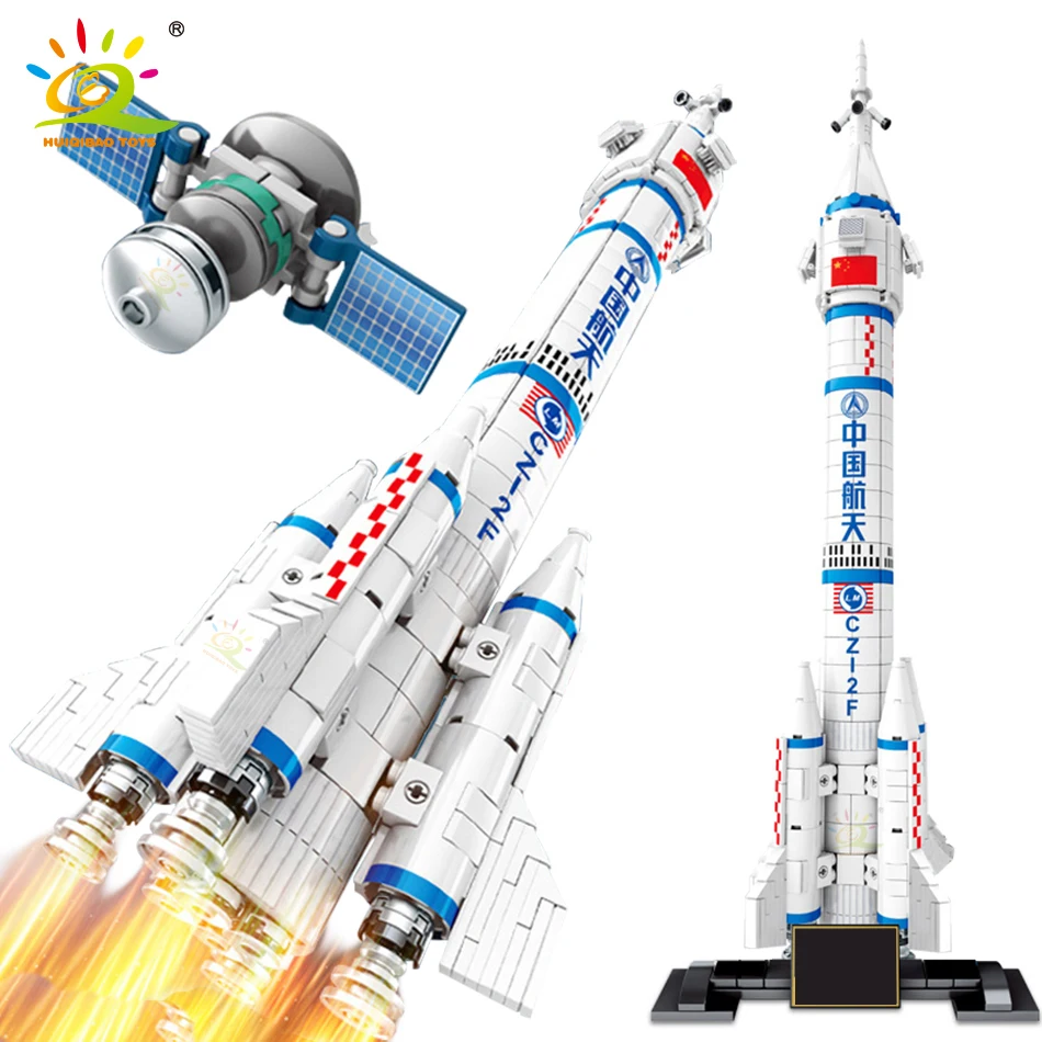 

HUIQIBAO 904PCS Space Aviation Manned Rocket Building Blocks 2 Astronaut Figure City Aerospace Model Bricks Toys For Children