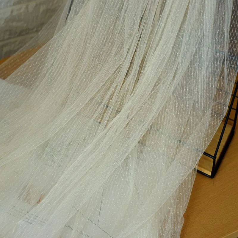 Сетчатая кружевная ткань в горошек белый и черный цвет ширина 150 см для