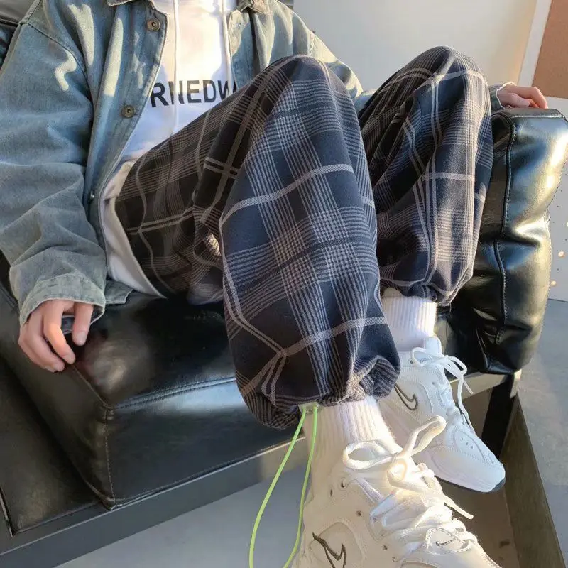 

Брюки мужские клетчатые в Корейском стиле, свободные штаны в клетку, повседневные универсальные прямые штаны, брюки в стиле Харадзюку, студ...