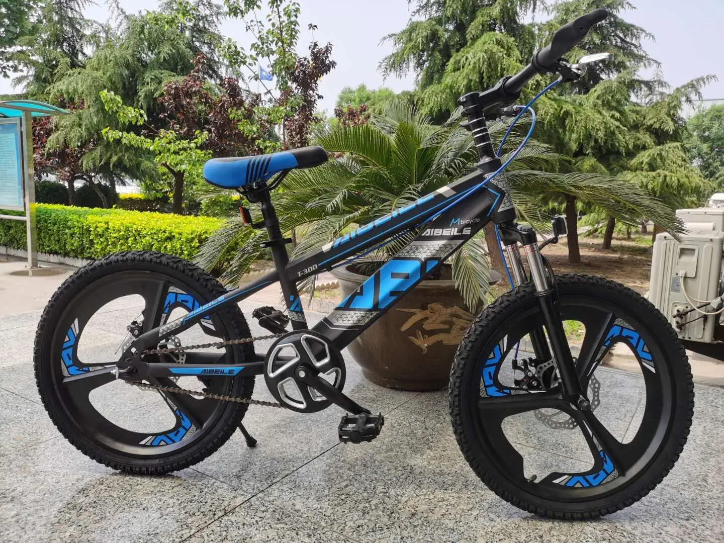 

Mountain Bike 2-3-6-8-10-12-15 Year Old Bicycle Pedal Boys And Girls Student Bicycle 18/20 Inch