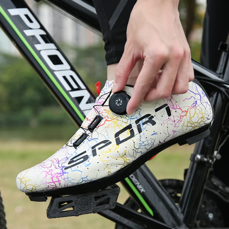

Men's and women's MTB cycling shoes self-locking road racing bicycle sneakers light and breathable couple cycling shoes
