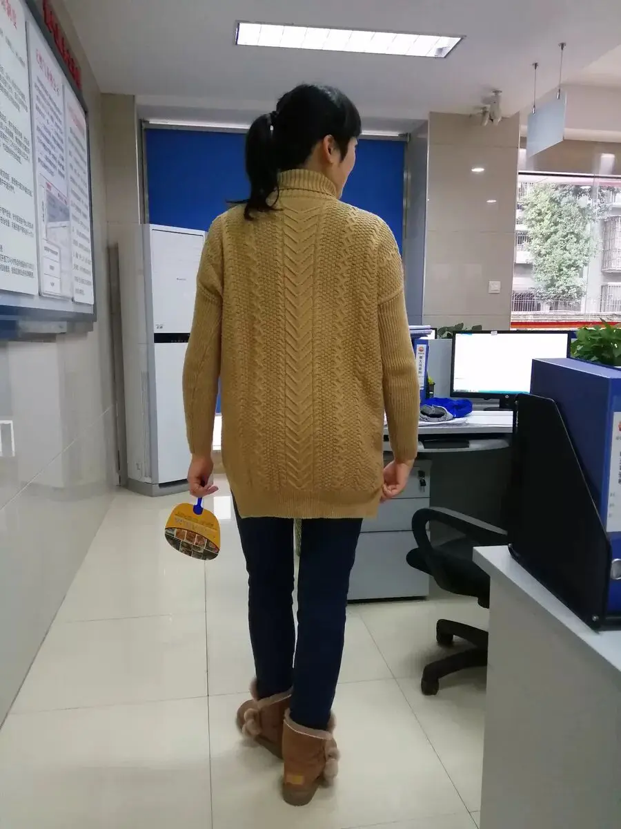 Новинка Осень-Зима стильный плотный свободный кашемировый свитер женский