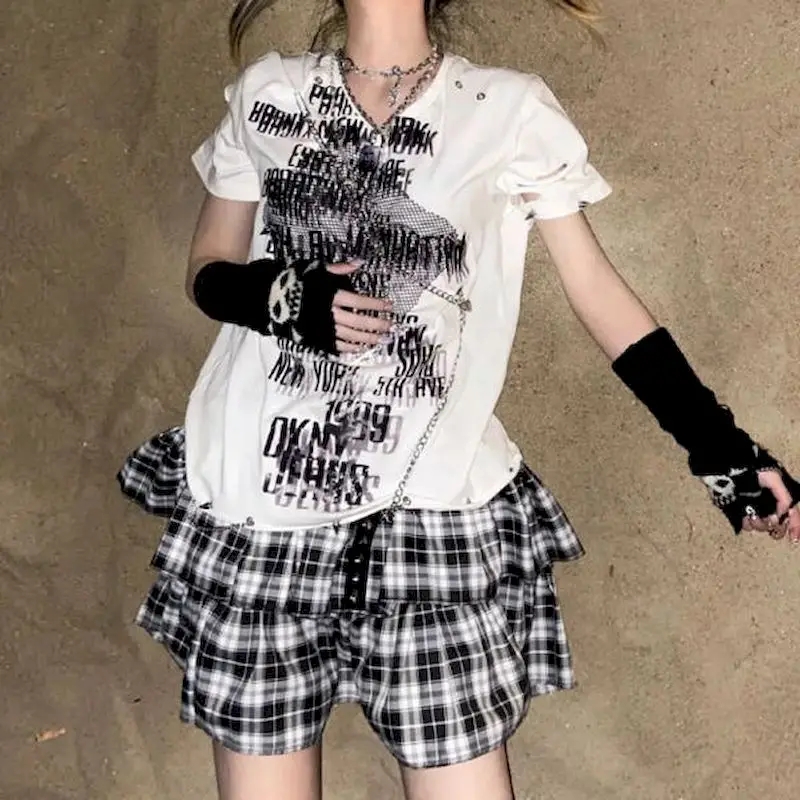 

Irregular Hole Chain T-shirt Wome Summer New Punk Gothtic Harajuku High Street Y2k Alternative White V-neck Loose Cotton Top Emo