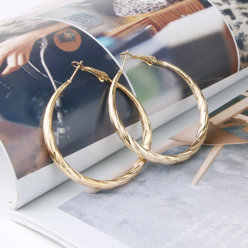 Женские серьги кольца из цинкового сплава золотистые круглые большие обручи с