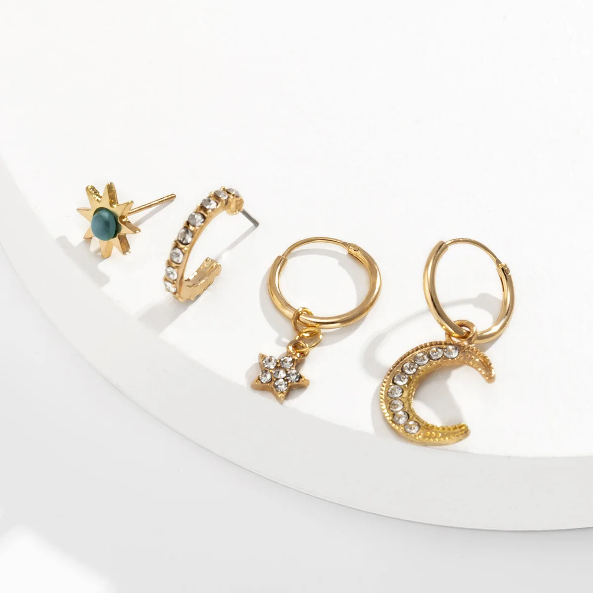 

4pcs/Set Full Crystal Rhinestoned Moon Star Sun Dropping Earrings Women Jewlery Boho Ins Trendy Wholesale