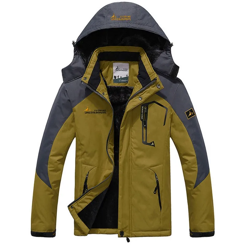Мужская теплая куртка с капюшоном ветрозащитная водонепроницаемая размера плюс