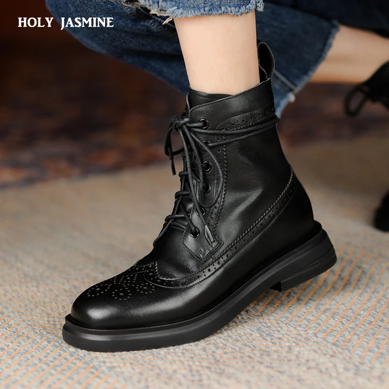 

Womens Boots Genuine Leather Wingtips Boots Ankle Heels Fashion Lace Up Booties with Low Heel for Women Ladies Platform Shoes