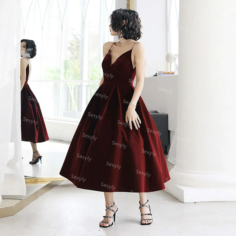

Sexy Velvet Burgundy Evening Dress 2021 V Neck Strapless Tea Length Midi Evening Gowns Cheap Short Prom Dress Robe Soiree Femme