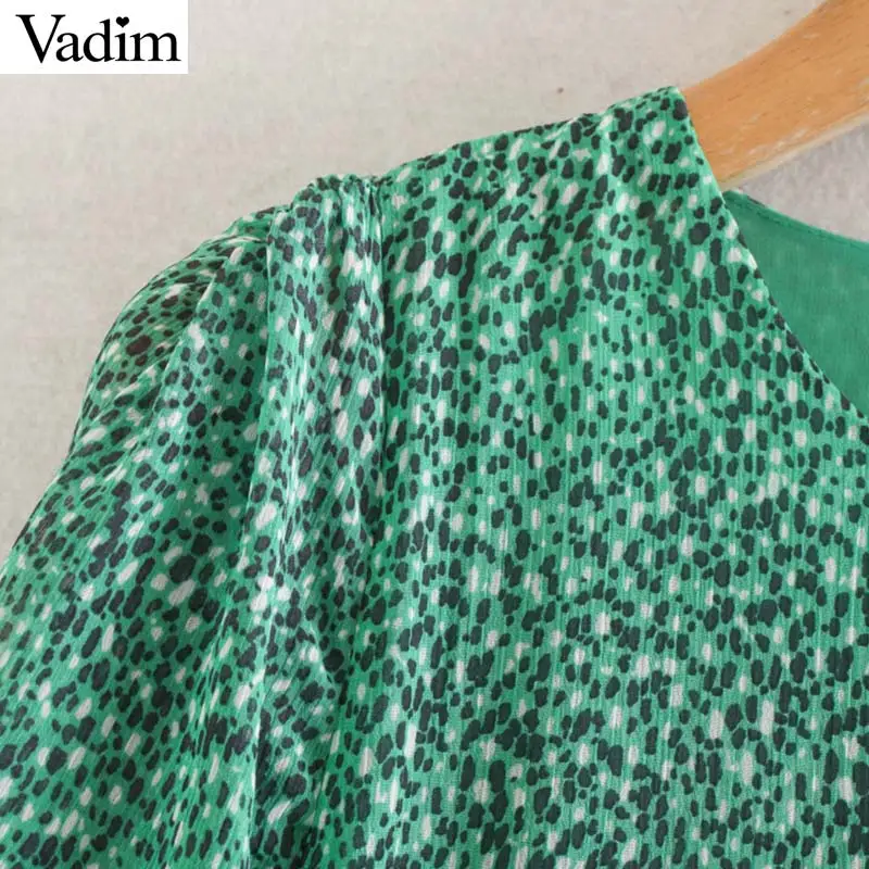 Женское шифоновое платье миди Vadim зеленое до середины икры с асимметричным