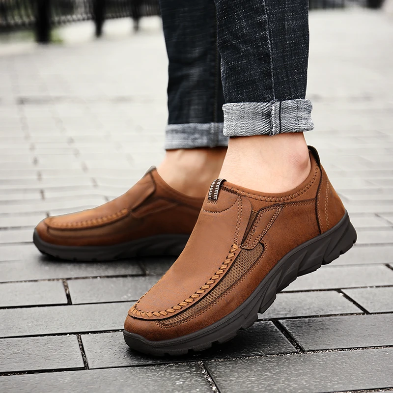 

2022 New Men Casual Shoes Breathable Loafers Fashion Comfortable Flat Handmade Retro Leisure Menshoe