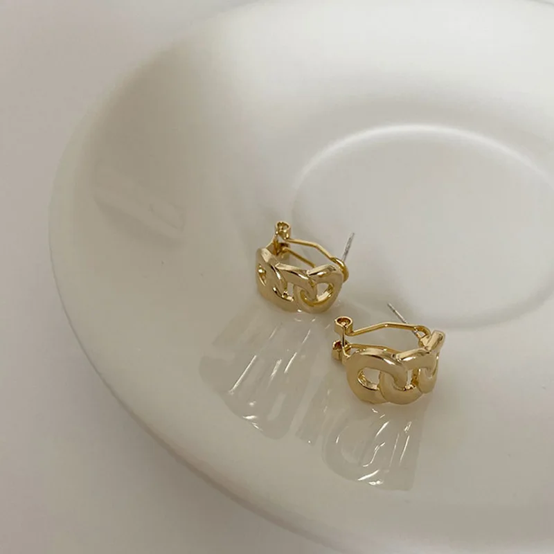 

LOVOACC Korean Vintage Chunky Hollow Link Earrings for Women 2020 Wide Curb Chain Hoop Earrings Statement Minimalist Jewelry