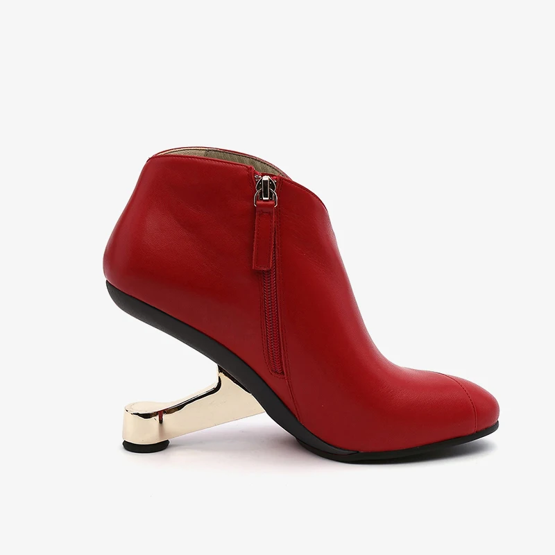 Женские осенние ботильоны на необычном каблуке 8 см женские туфли-лодочки