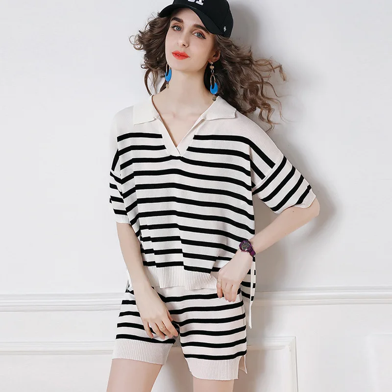

Women Sexy V-Neck Chic Loose Striped Top Casual Large Knitted Sportswear Shorts 2-Piece Set 2021 Summer Ladies Knitted Suit