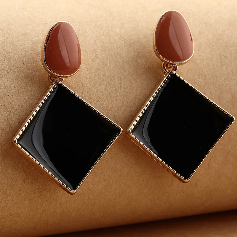 

LATS All-match Hit Color Geometric Drop Earrings for Women Alloy Oil Drop Square Dangle Earrings Fashion Jewelry Brincos Earings