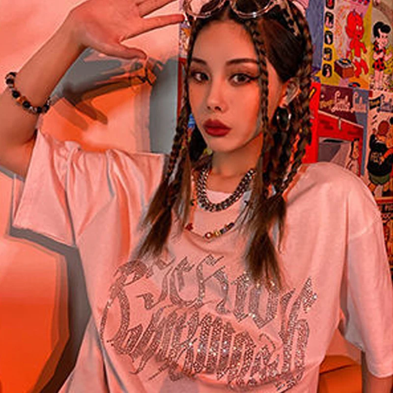 Футболка Стразы унисекс с буквенным принтом женская уличная одежда черная