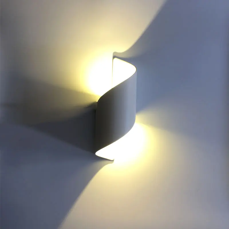 Современная светодиодная настенная лампа комнатный и уличный водонепроницаемый