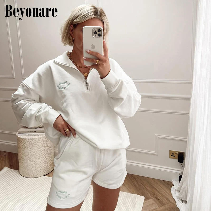

Женский костюм с шортами и вышивкой Beyouare, однотонный спортивный костюм из двух предметов, на молнии, с V-образным вырезом