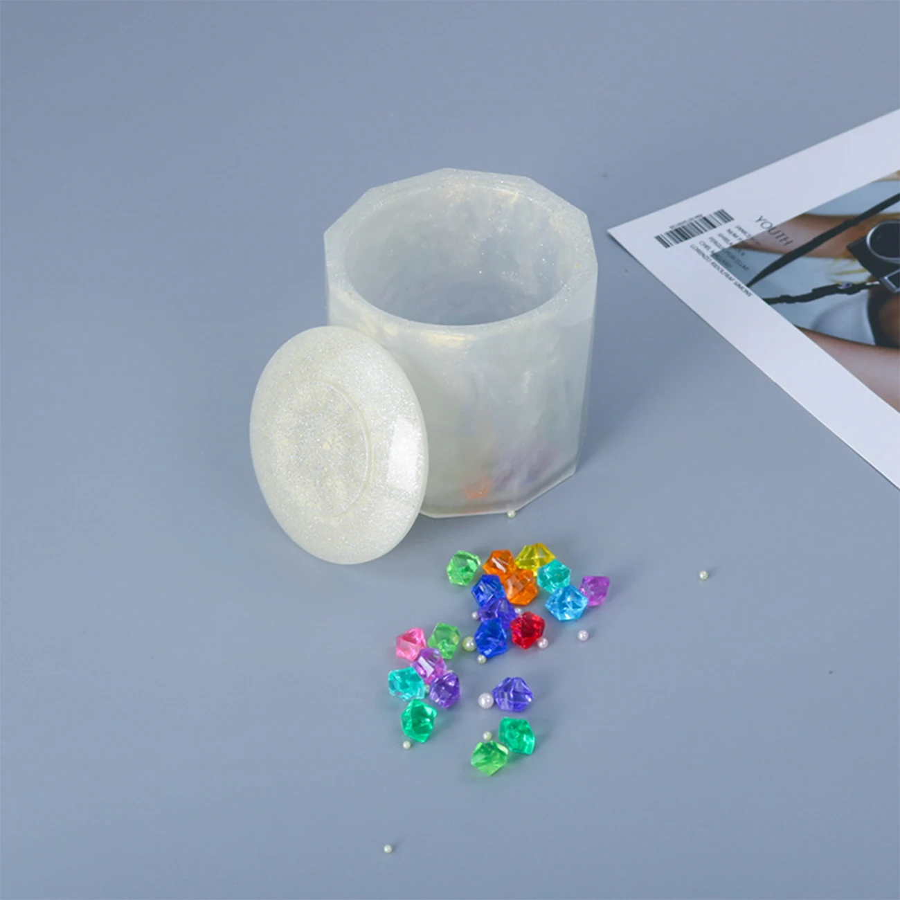 

Epoxy Mold DIY Crystal Resin Cut Surface Cylindrical Storage Box Mold Handmade Mirror Silicone Mould For Craft Jewelry