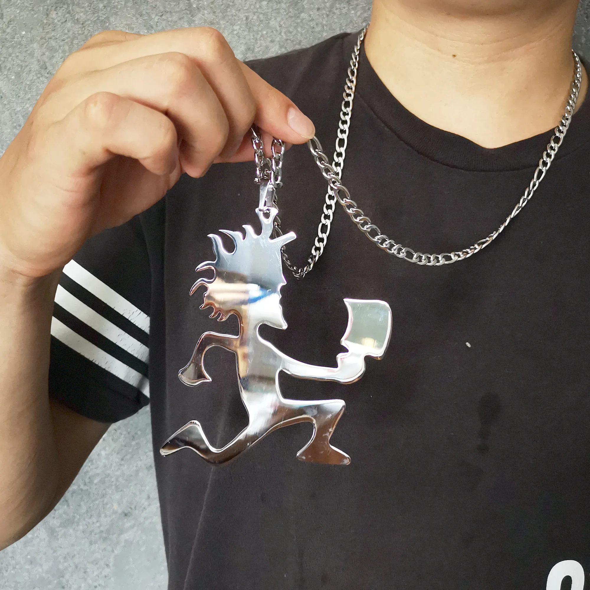 Cool Men High Quality Hatchetman&quotJoker Card&quot Shiny Polished Stainless Steel Necklace pendant w/40 inch 6mm Figaro Chain necklace |