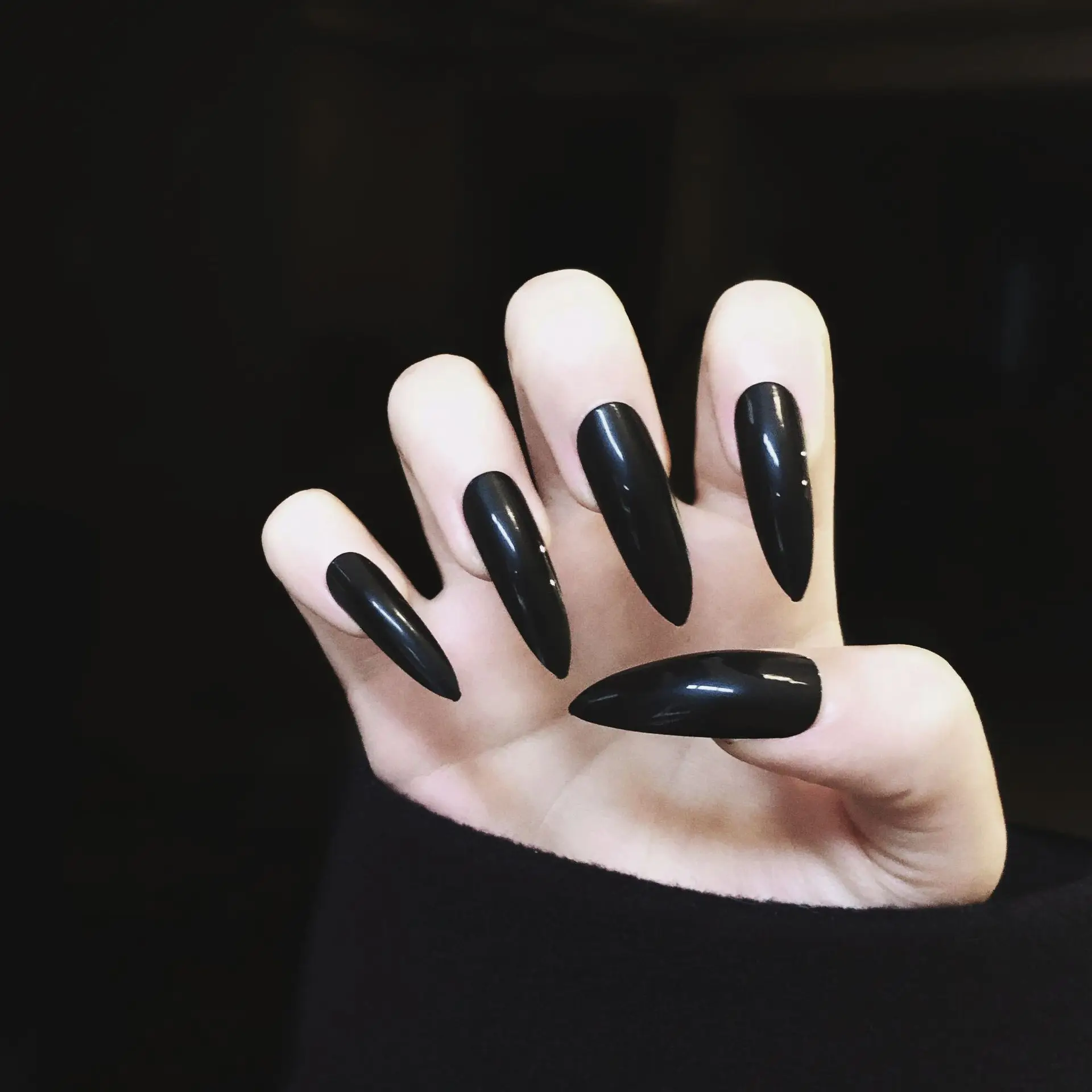 

24pcs False Nails Full Cover Fake Fingernail Art Tips Long Pointy Coffin Black White Artificial Nail DIY