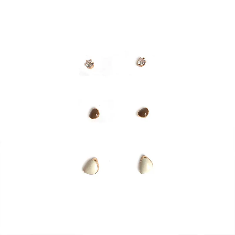 

A three-wear multiple pierced stud earrings silver needles simple and compact new trendy female earrings